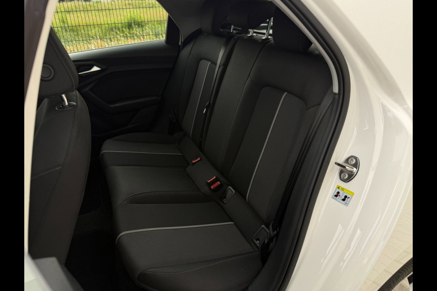 Audi A1 Sportback 25 TFSI Pro Line | PDC | Carplay | Cruise Control | Start/Stop