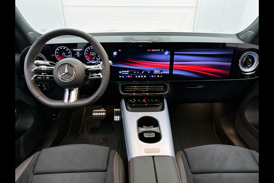 Mercedes-Benz Glb 250+ Business Solution AMG 7p. 85.5 kWh | Premium pakket | Winterpakket | Nightpakket | Parkeerpakket | Trekhaak | GUARD 360° | Warmtewerend, donkergetint glas | Vast panoramadak | 19” vijfspaaks lichtmetalen AMG-velgen |