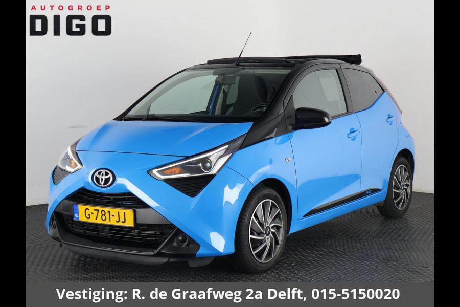 Toyota Aygo 1.0 VVT-i X-Play Cabrio Bi-Tone Automaat | Apple Carplay & AndroidAUTO | Airco | Camera |