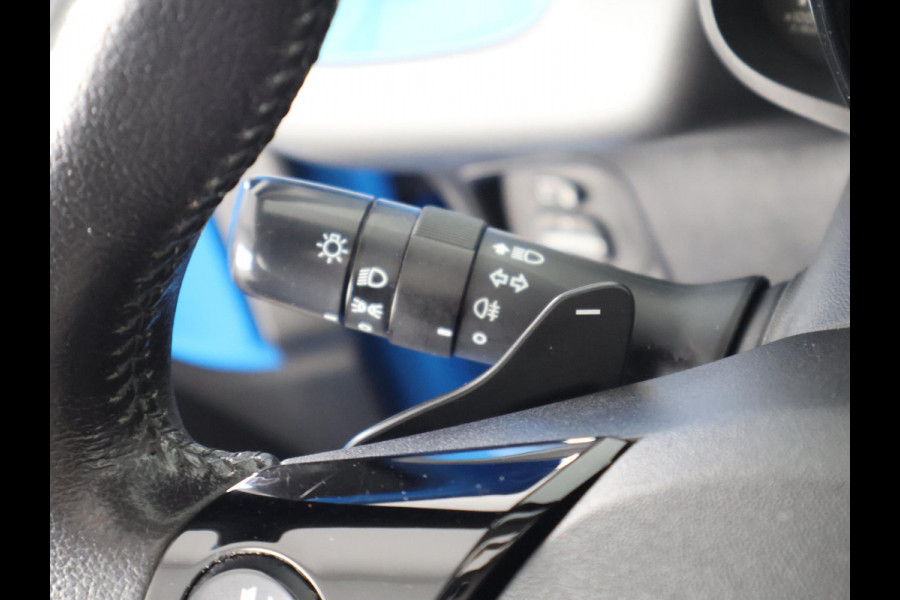 Toyota Aygo 1.0 VVT-i X-Play Cabrio Bi-Tone Automaat | Apple Carplay & AndroidAUTO | Airco | Camera |