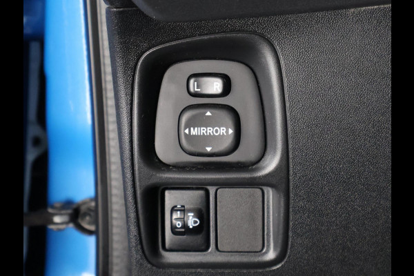 Toyota Aygo 1.0 VVT-i X-Play Cabrio Bi-Tone Automaat | Apple Carplay & AndroidAUTO | Airco | Camera |