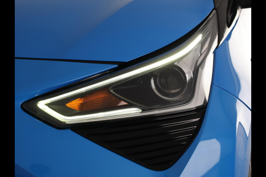Toyota Aygo 1.0 VVT-i X-Play Cabrio Bi-Tone Automaat | Apple Carplay & AndroidAUTO | Airco | Camera |