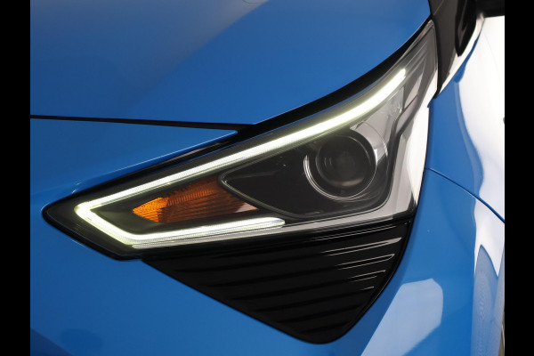 Toyota Aygo 1.0 VVT-i X-Play Cabrio Bi-Tone Automaat | Apple Carplay & AndroidAUTO | Airco | Camera |