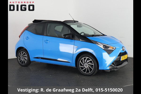 Toyota Aygo 1.0 VVT-i X-Play Cabrio Bi-Tone Automaat | Apple Carplay & AndroidAUTO | Airco | Camera |