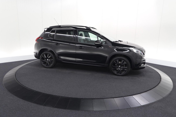 Peugeot 2008 PureTech 110 EAT6 GT Line | Trekhaak | Camera | Panoramadak | Allseason Banden