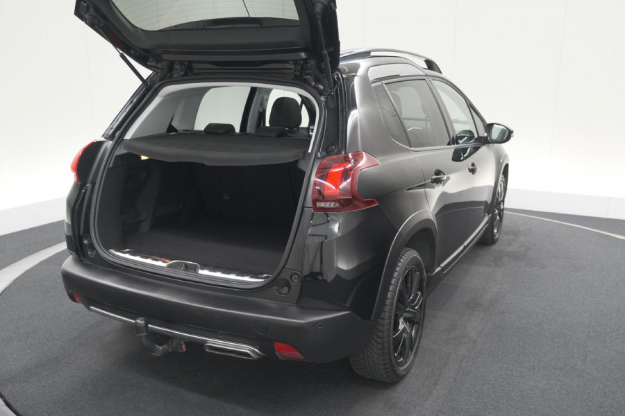 Peugeot 2008 PureTech 110 EAT6 GT Line | Trekhaak | Camera | Panoramadak | Allseason Banden