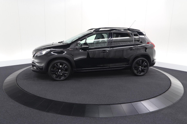 Peugeot 2008 PureTech 110 EAT6 GT Line | Trekhaak | Camera | Panoramadak | Allseason Banden