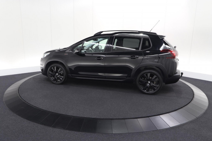 Peugeot 2008 PureTech 110 EAT6 GT Line | Trekhaak | Camera | Panoramadak | Allseason Banden