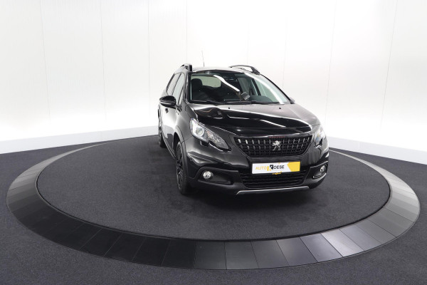 Peugeot 2008 PureTech 110 EAT6 GT Line | Trekhaak | Camera | Panoramadak | Allseason Banden