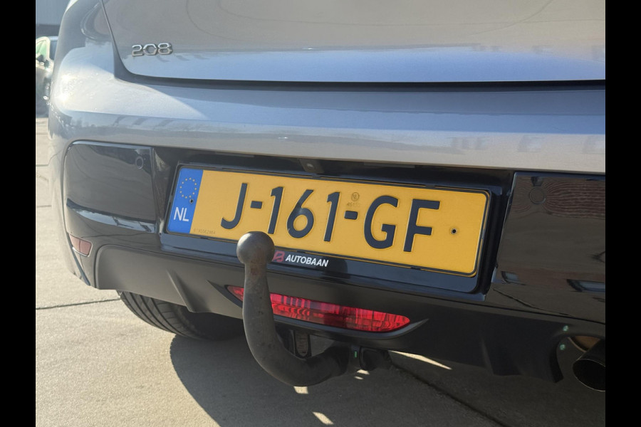 Peugeot 208 1.2 PureTech Allure 2e Eigenaar|Adap-cruise|Clima|Camera|Trekhaak|Carplay|PDC V+A|D-riem vv in 2023|N.A.P|APK tot 07-2026