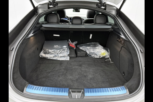 Mercedes-Benz GLE Coupé AMG 53 Hybrid 4MATIC+ Night Edition Premium Plus | Winterpakket | Remklauwen in rood | Sierelementen AMG carbon | Stoelventilatie voor | 22 inch kruisspaaks AMG-velgen | Trekhaak | Panoramaschuifdak | 360° camera |