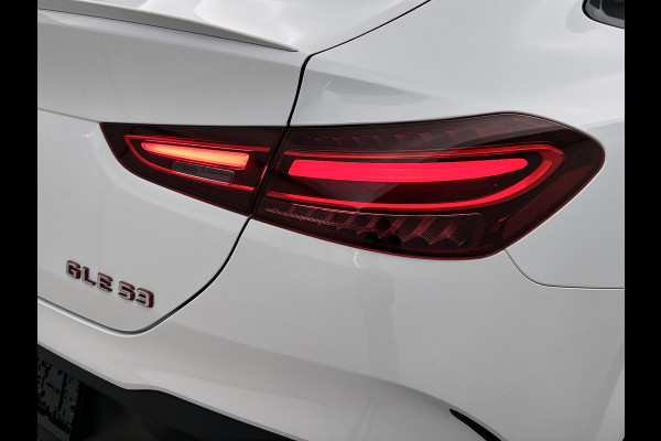 Mercedes-Benz GLE Coupé AMG 53 Hybrid 4MATIC+ Night Edition Premium Plus | Winterpakket | Remklauwen in rood | Sierelementen AMG carbon | Stoelventilatie voor | 22 inch kruisspaaks AMG-velgen | Trekhaak | Panoramaschuifdak | 360° camera |