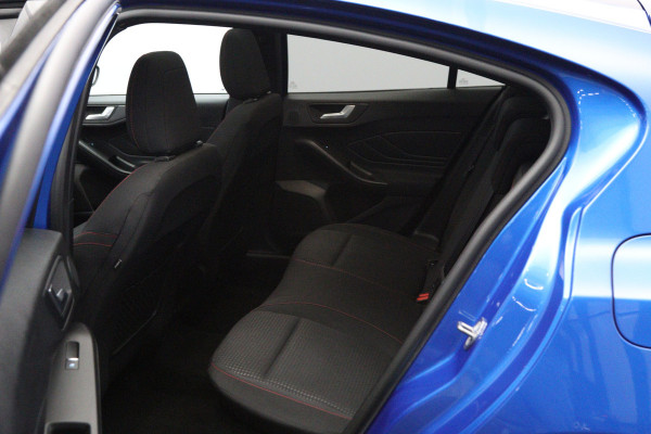 Ford Focus 1.0 EcoBoost 126 PK ST Line Business, Panoramadak, Winterpakket, B&O Sound