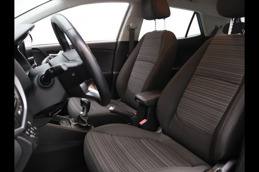 Kia Stonic T-GDi MHEV DynamicLine 100pk Airco | Camera | Cruise | Parkeersens. achter
