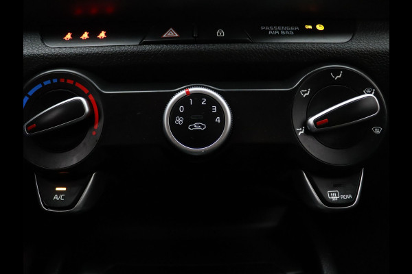 Kia Stonic T-GDi MHEV DynamicLine 100pk Airco | Camera | Cruise | Parkeersens. achter