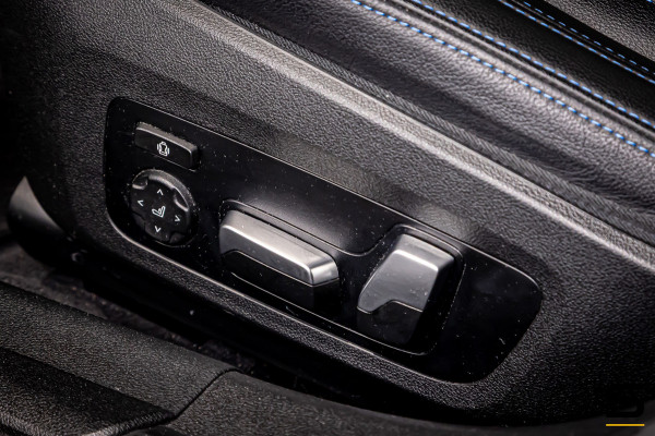 BMW 3-serie 330e High Executive|M-sport|1eig|Cam|DealerOnder