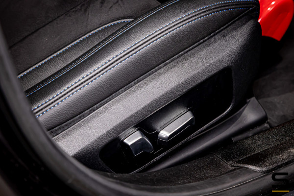 BMW 3-serie 330e High Executive|M-sport|1eig|Cam|DealerOnder