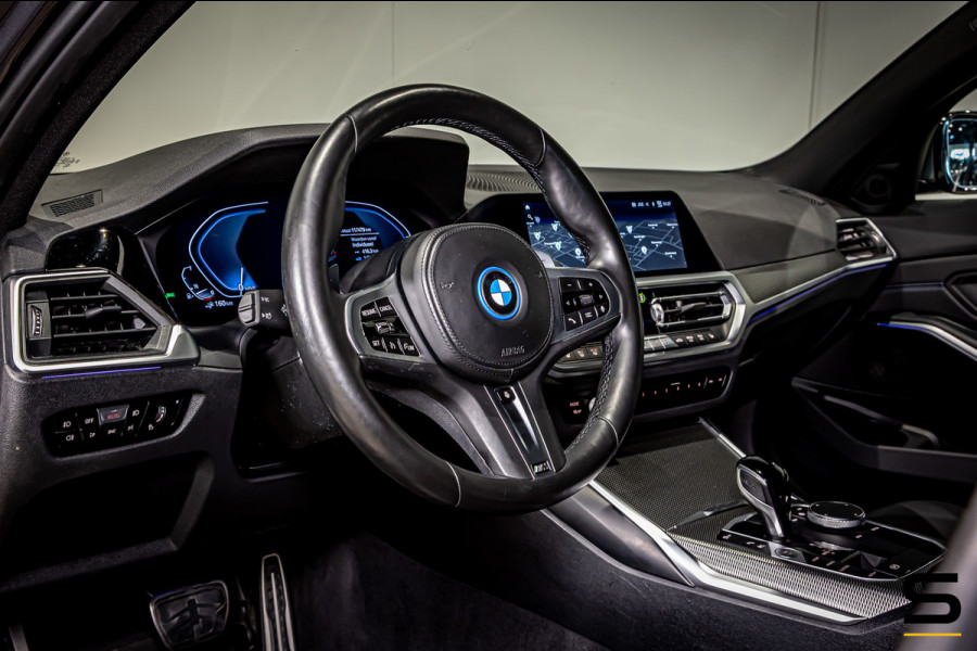 BMW 3-serie 330e High Executive|M-sport|1eig|Cam|DealerOnder