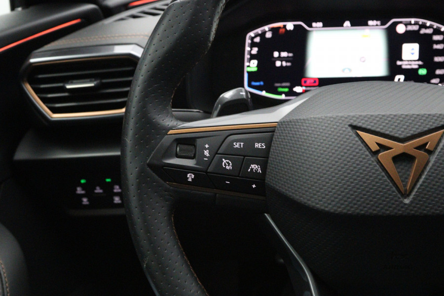 CUPRA Formentor 1.4 e-Hybrid 204 PK Performance PHEV, Panoramadak, Memory, Adap. Cruise Control