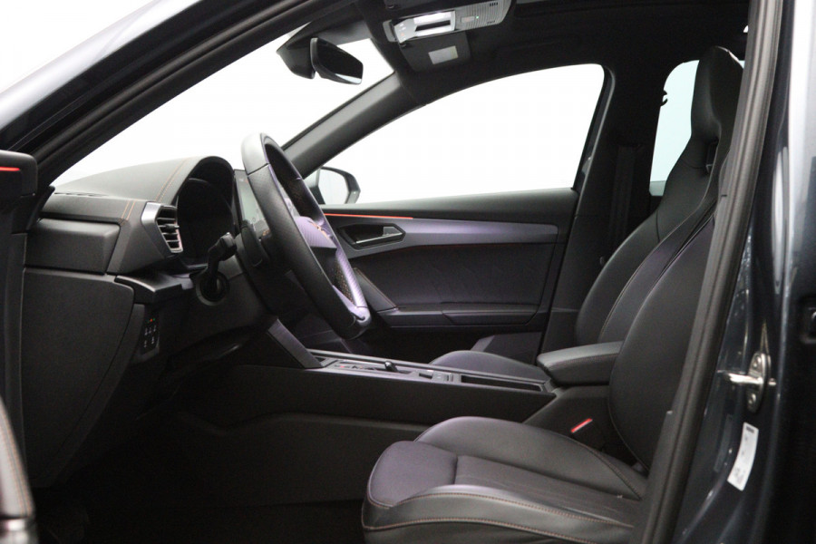 CUPRA Formentor 1.4 e-Hybrid 204 PK Performance PHEV, Panoramadak, Memory, Adap. Cruise Control