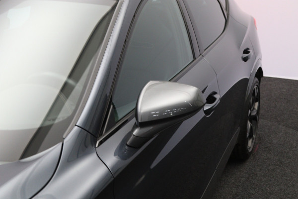CUPRA Formentor 1.4 e-Hybrid 204 PK Performance PHEV, Panoramadak, Memory, Adap. Cruise Control