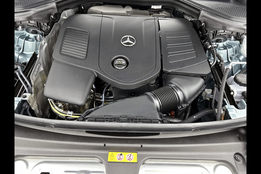 Mercedes-Benz GLC Coupé 300e 4MATIC Business Solution AMG | Spiegelpakket | Parkeerpakket met achteruitcamera | Warmtewerend, donkergetint glas | | 18” vijfspaaks lichtmetalen velgen | URBAN GUARD plus |