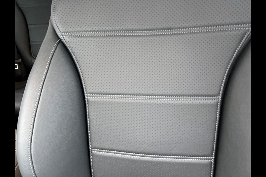 Mercedes-Benz GLC Coupé 300e 4MATIC Business Solution AMG | Spiegelpakket | Parkeerpakket met achteruitcamera | Warmtewerend, donkergetint glas | | 18” vijfspaaks lichtmetalen velgen | URBAN GUARD plus |