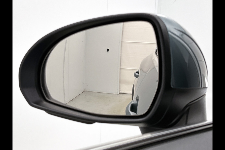 Mercedes-Benz GLC Coupé 300e 4MATIC Business Solution AMG | Spiegelpakket | Parkeerpakket met achteruitcamera | Warmtewerend, donkergetint glas | | 18” vijfspaaks lichtmetalen velgen | URBAN GUARD plus |