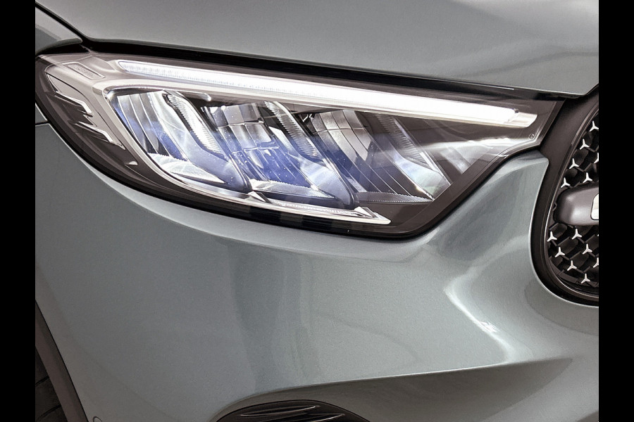 Mercedes-Benz GLC Coupé 300e 4MATIC Business Solution AMG | Spiegelpakket | Parkeerpakket met achteruitcamera | Warmtewerend, donkergetint glas | | 18” vijfspaaks lichtmetalen velgen | URBAN GUARD plus |