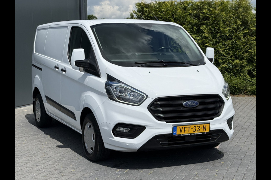 Ford Transit Custom 2.0 TDCI E6 / L1H1 / 1e EIG. / INRICHTING / 2.5 TONS TREKHAAK / 3-ZITS / AIRCO / CRUISE / LED
