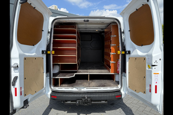 Ford Transit Custom 2.0 TDCI E6 / L1H1 / 1e EIG. / INRICHTING / 2.5 TONS TREKHAAK / 3-ZITS / AIRCO / CRUISE / LED