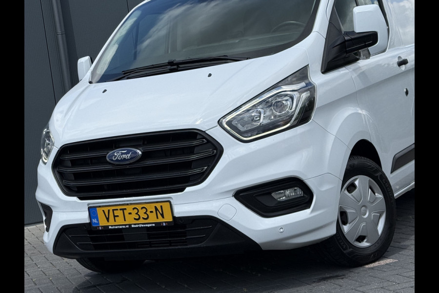 Ford Transit Custom 2.0 TDCI E6 / L1H1 / 1e EIG. / INRICHTING / 2.5 TONS TREKHAAK / 3-ZITS / AIRCO / CRUISE / LED