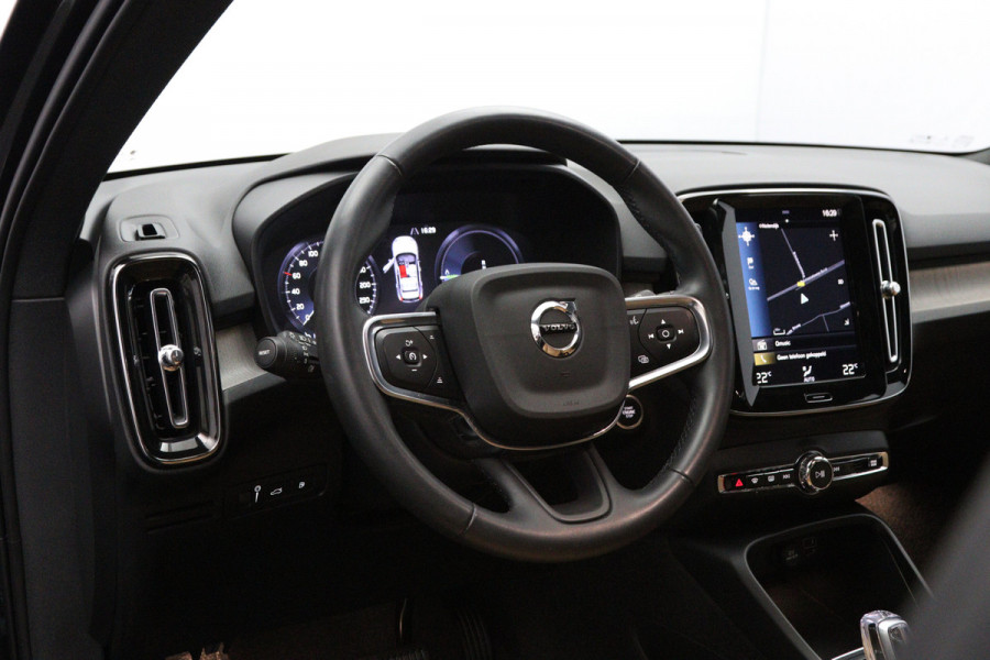 Volvo XC40 1.5 211 PK T4 Recharge Inscription PHEV, Leder, Trekhaak, Camera