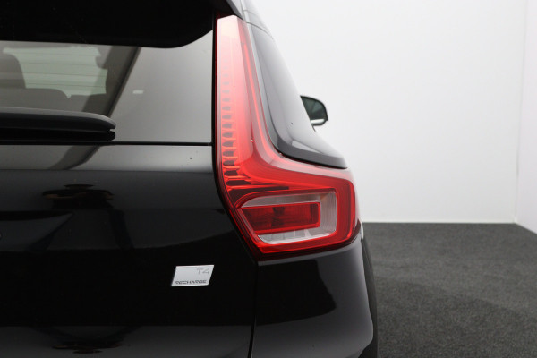 Volvo XC40 1.5 211 PK T4 Recharge Inscription PHEV, Leder, Trekhaak, Camera