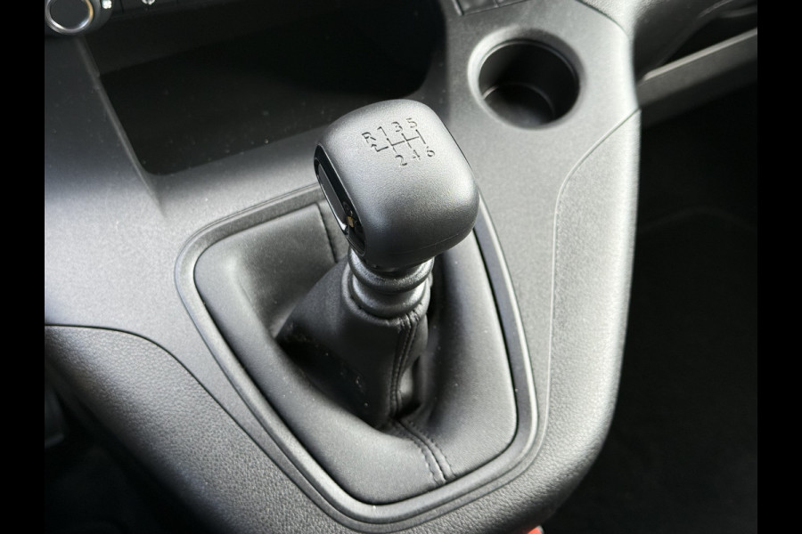 Peugeot Partner 1.5 BlueHDi 102 PK / L1H1 / 1e EIG. / AIRCO / CRUISE / CARPLAY / SCHUIFDEUR / ZEER NETJES!