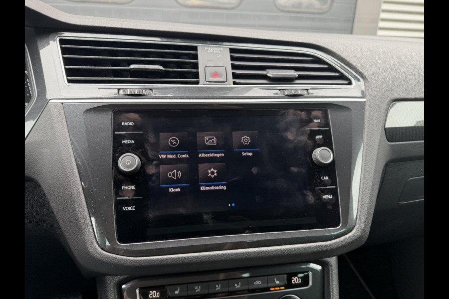 Volkswagen Tiguan 1.5 TSI DSG R-Line | Navigatie | Camera | Adaptive Cruise Control | LED | Carplay | Elektrische Achterklep |