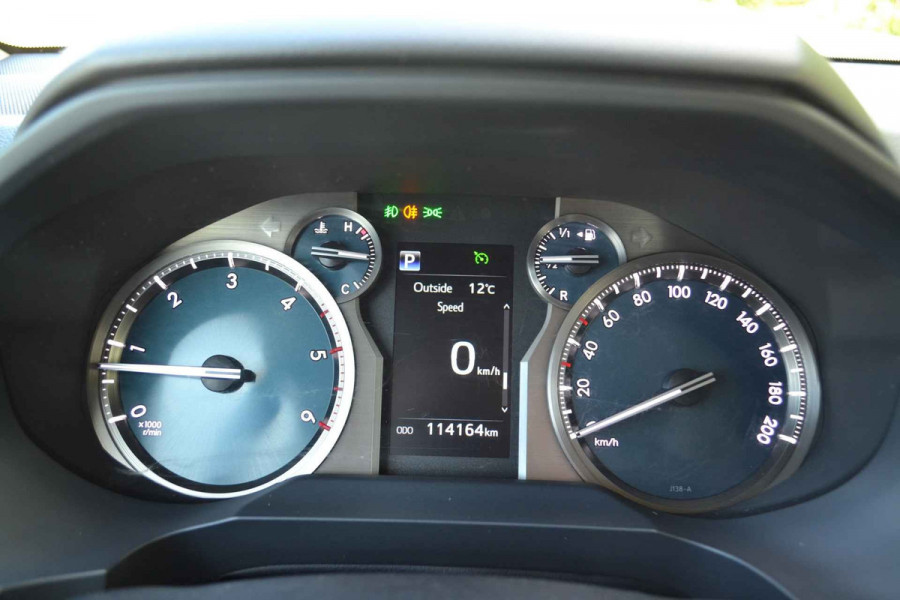 Toyota Land Cruiser 150 2.8 D-4D-F Comfort Window Van