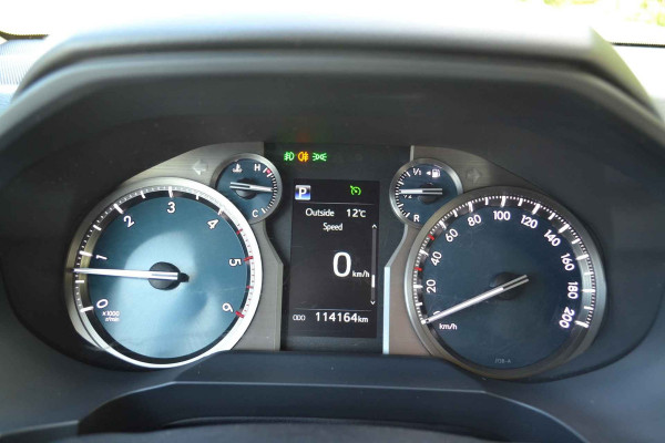Toyota Land Cruiser 150 2.8 D-4D-F Comfort Window Van