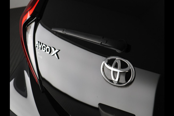 Toyota Aygo X 1.0 VVT-i MT Envy | JBL Audio | Navigatie | Cruise Control | Apple Carplay & AndroidAUTO |