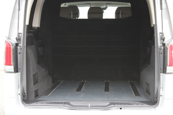 Mercedes-Benz Vito 119 CDI / Aut / Lang / DC / 2x Schuifdeur / Leer / Led / Camera / Vol Opties / NIEUWSTAAT