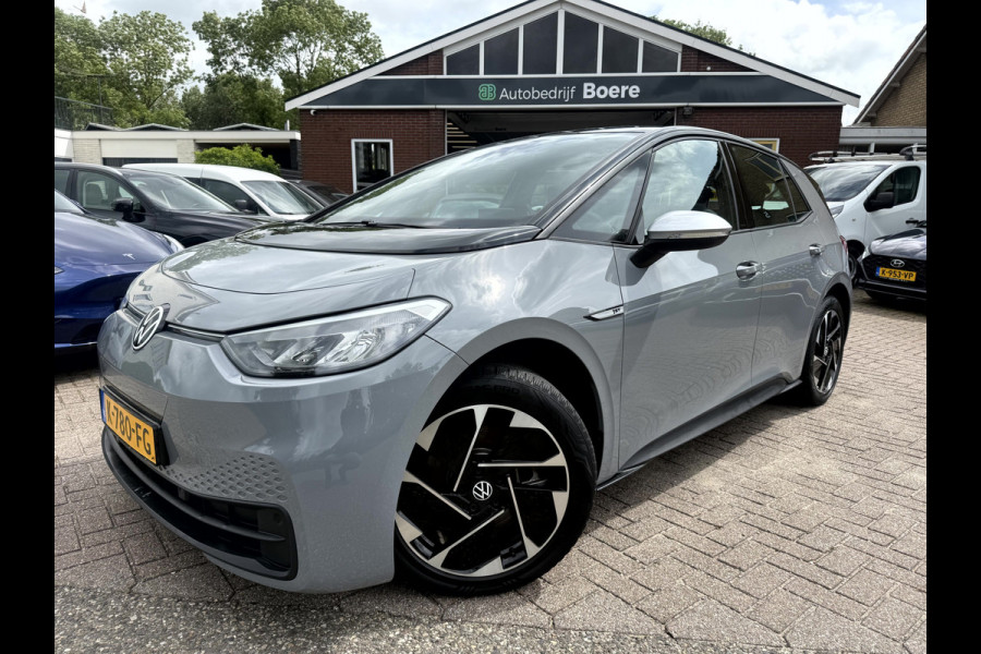 Volkswagen ID.3 First 58 kWh SOH 92.8%, Trekhaak, Stoel/Stuurverwarming, Sfeerverlichting