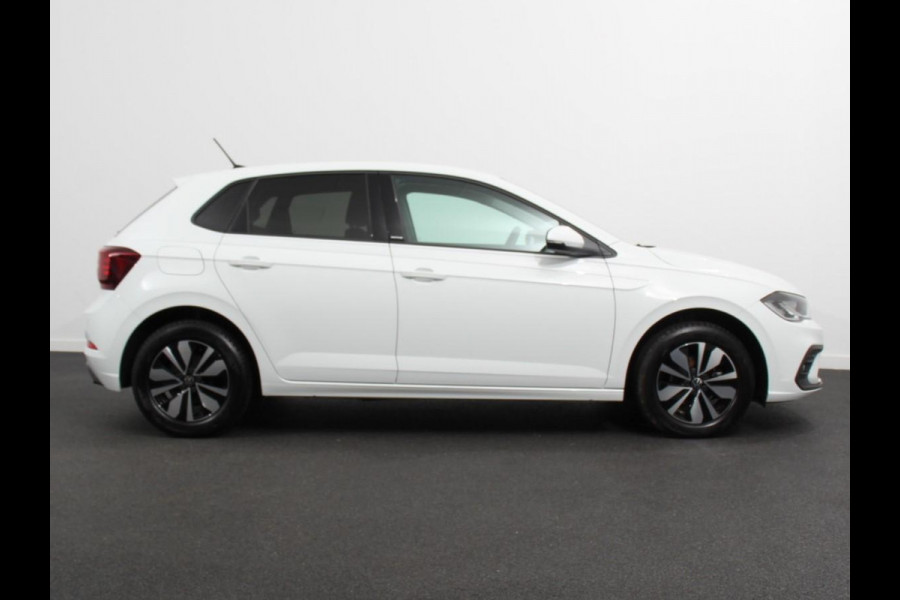 Volkswagen Polo 1.0 TSI Move Navigatie App Connect / Android Auto / Apple Carplay Climate Control Parkeer sensoren Lichtmetalen Velgen Dab Digitale Cockpit