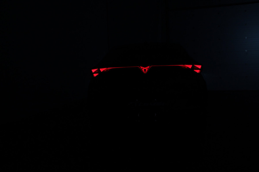 CUPRA Tavascan Endurance 82 kWh > Warmtepomp/Winterpakket/Urano Gray/Camera/4 seizoenen banden