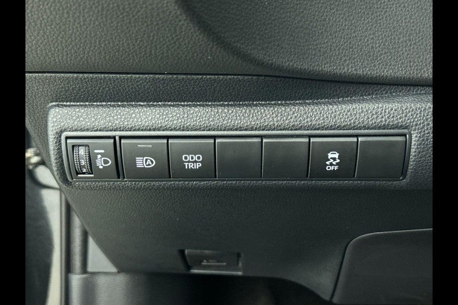 Toyota Corolla Touring Sports 1.8 Hybrid Automaat Active Navigatie  Apple Carplay/Android Auto Camera  Parkeersensoren Adaptive Cruise Control Full Led Climate Control  Lichtmetalen velgen