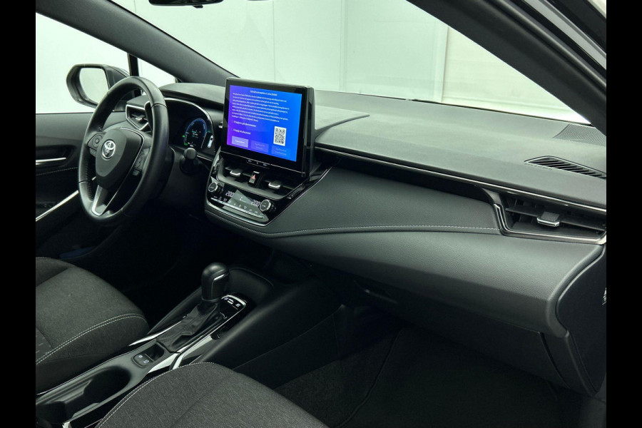 Toyota Corolla Touring Sports 1.8 Hybrid Automaat Active Navigatie  Apple Carplay/Android Auto Camera  Parkeersensoren Adaptive Cruise Control Full Led Climate Control  Lichtmetalen velgen
