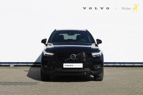 Volvo XC40 T5 262PK Automaat Recharge R-Design Navigatie / Apple Carplay / DAB+ / Road Sign Information / Parkeersensoren voor en achter / Cruise Control(Verhuurd)