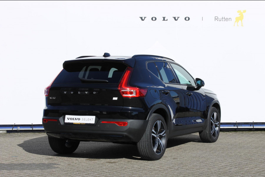 Volvo XC40 T5 262PK Automaat Recharge R-Design Navigatie / Apple Carplay / DAB+ / Road Sign Information / Parkeersensoren voor en achter / Cruise Control(Verhuurd)