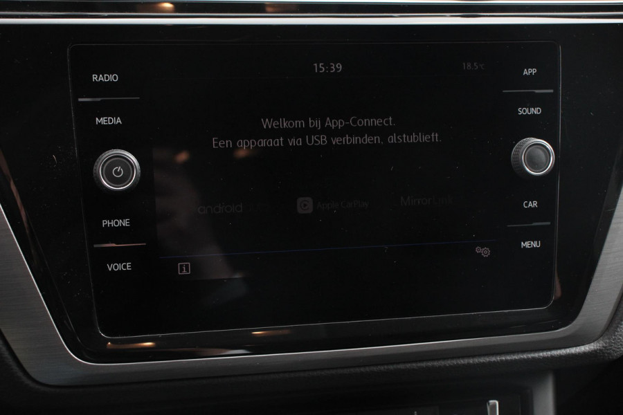 Volkswagen Touran 1.5 TSI 150pk DSG Comfortline 7p Navigatie Apple Carplay/Android Auto Climate Control Adaptive Cruise Control Stoelverwarming