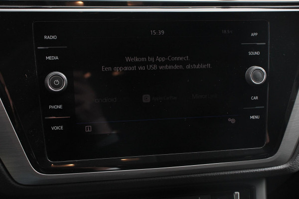 Volkswagen Touran 1.5 TSI 150pk DSG Comfortline 7p Navigatie Apple Carplay/Android Auto Climate Control Adaptive Cruise Control Stoelverwarming
