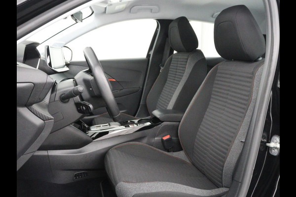 Peugeot e-208 EV Active Pack 50 kWh | SOH 94,2% | 38.400km NAP | Navigatie | Carplay | Parkeerhulp | Climate control | Bluetooth | DAB | Cruise control | Origineel NL | 1e eigenaar